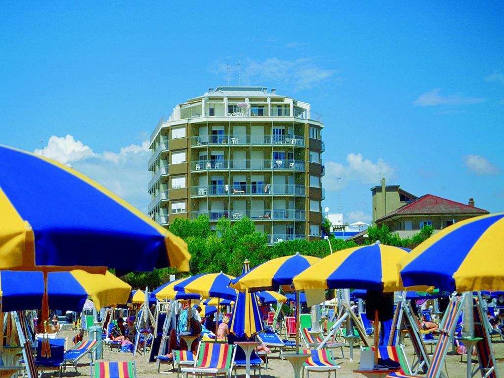 Lignano Sabbiadoro Sea Front Leilighet Eksteriør bilde